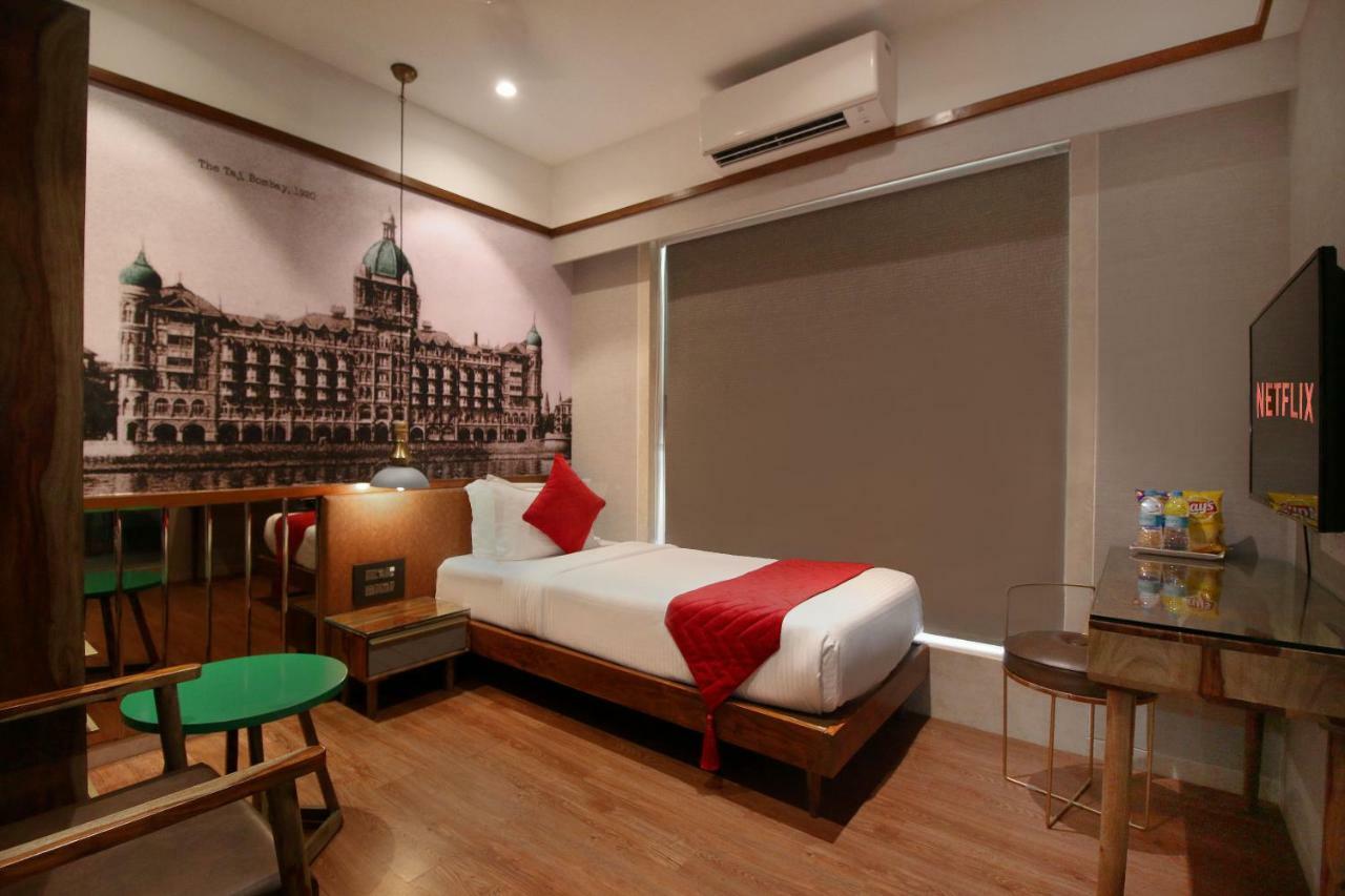 Theory9 Premium Service Apartments Khar Mumbai Exterior photo